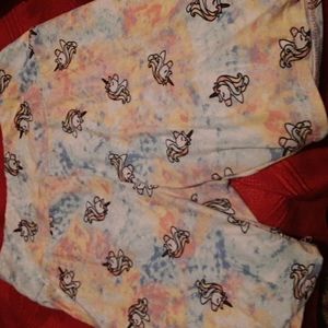 No Comment girls shorts with Unicorns on them